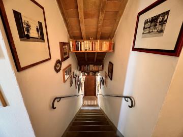 A348-13-stairs-to-first-floor