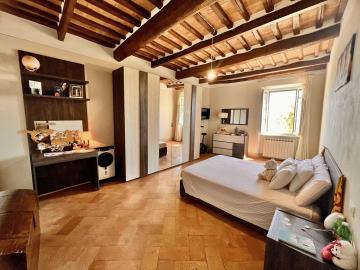 5-MC354-Ground-fl-app-3--bedroom1