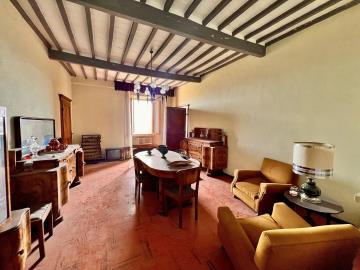 13-MC354-1st-floor-apt-4