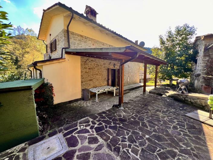 Image No.3-2 Bed House for sale