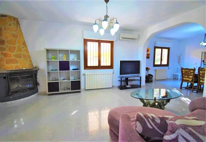 Image No.3-6 Bed Villa for sale