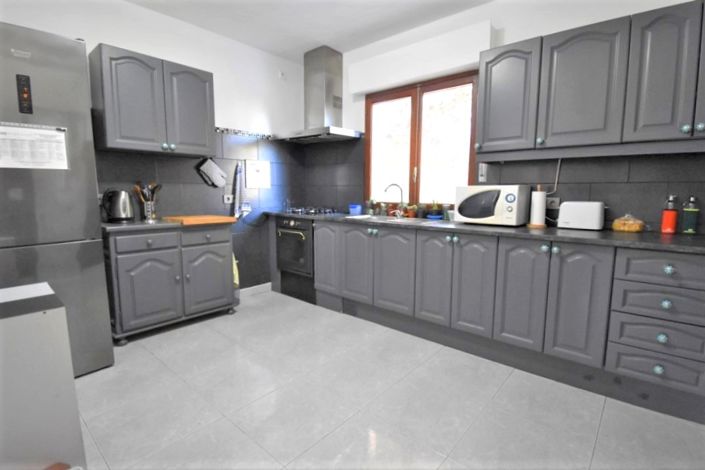 Image No.7-6 Bed Villa for sale