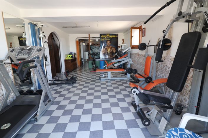 Image No.20-5 Bed Villa for sale