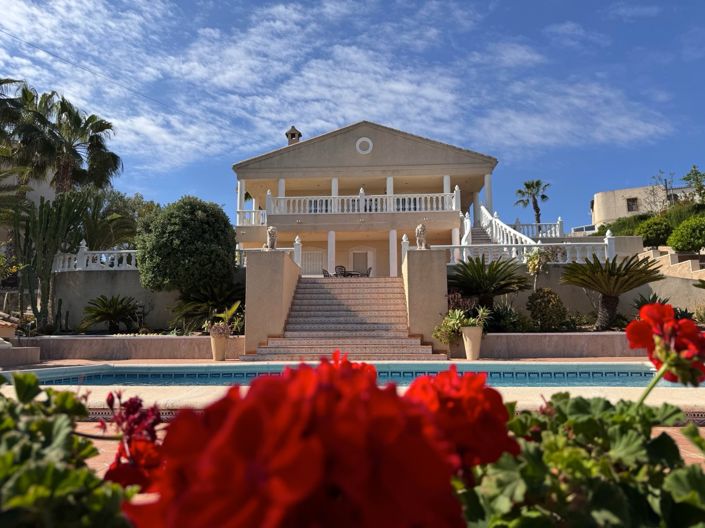 Image No.24-3 Bed Villa for sale