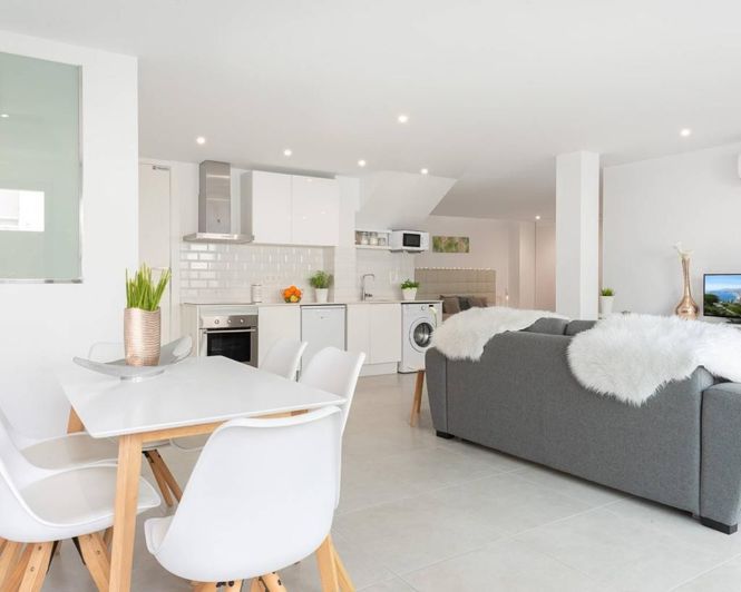 Image No.3-4 Bed Villa for sale