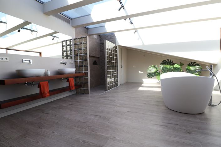 Image No.13-5 Bed Country Property for sale