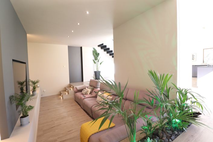 Image No.4-5 Bed Country Property for sale