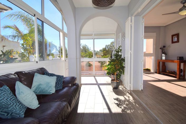 Image No.6-4 Bed Villa for sale