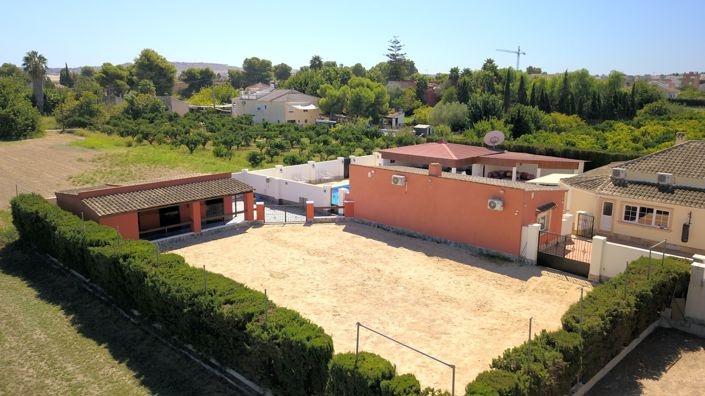 Image No.42-6 Bed Country Property for sale