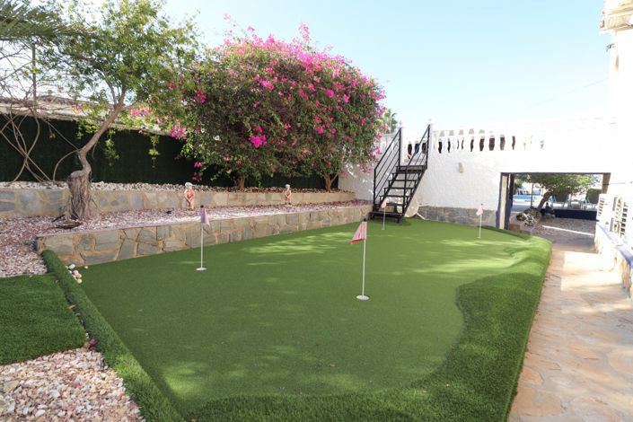 Image No.60-5 Bed Villa for sale