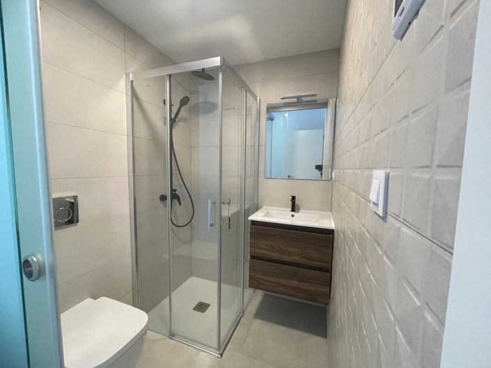 Image No.12-2 Bed Apartment for sale