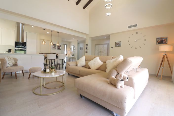 Image No.6-3 Bed Villa for sale