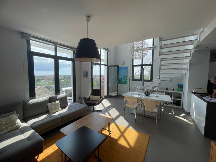 Image No.3-3 Bed Duplex for sale