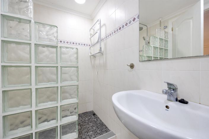 Image No.13-2 Bed Bungalow for sale