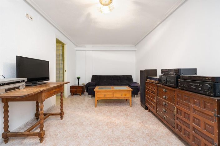 Image No.16-2 Bed Bungalow for sale