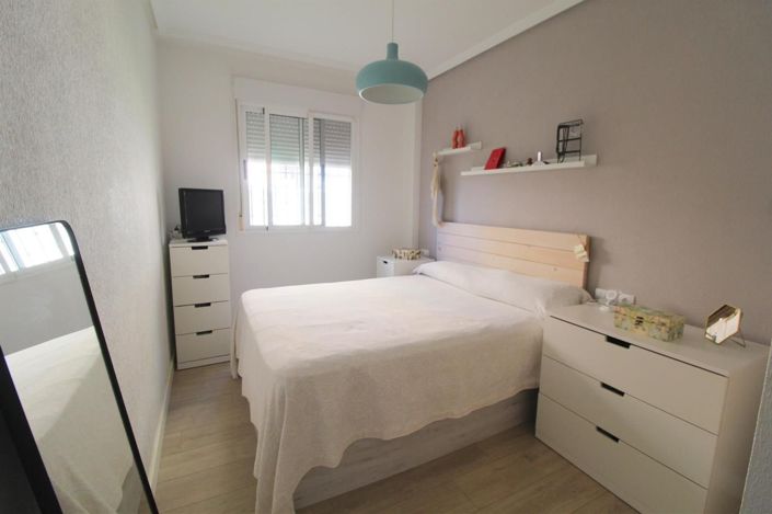 Image No.12-2 Bed Bungalow for sale