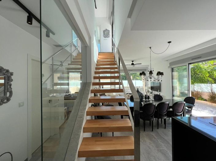 Image No.12-3 Bed Villa for sale