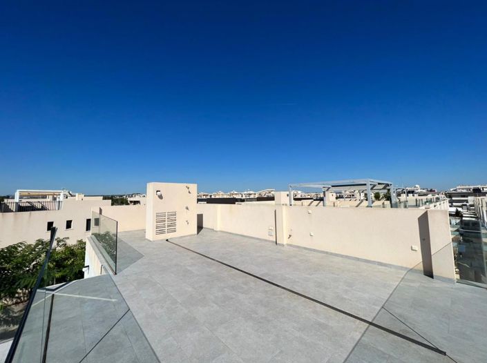 Image No.14-3 Bed Villa for sale