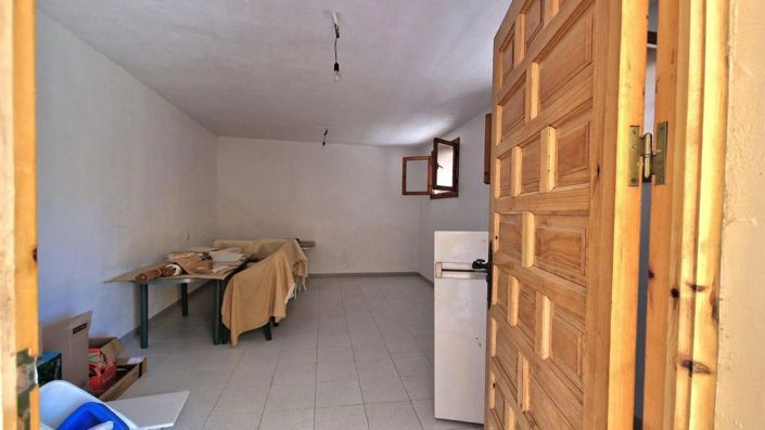 Image No.23-3 Bed Villa for sale