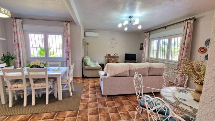 Image No.9-3 Bed Villa for sale