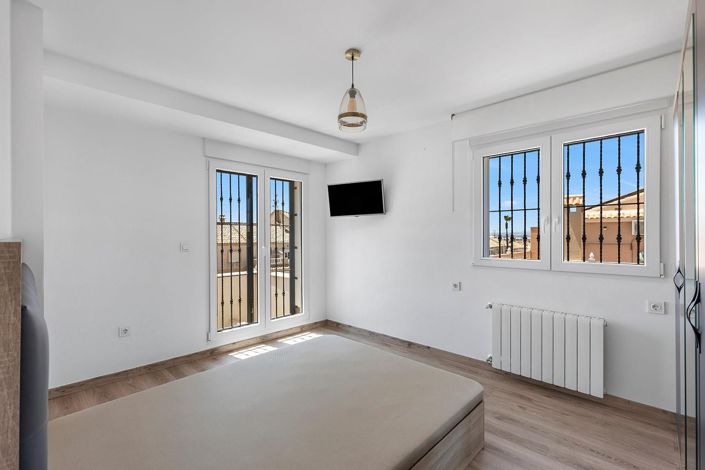 Image No.21-Villa de 4 chambres à vendre à Torrevieja