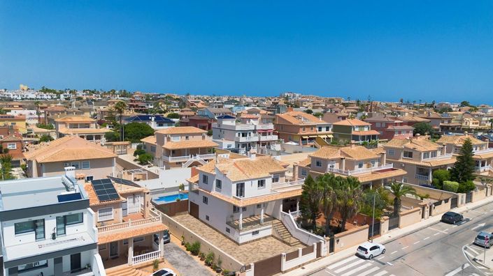 Image No.34-Villa de 4 chambres à vendre à Torrevieja