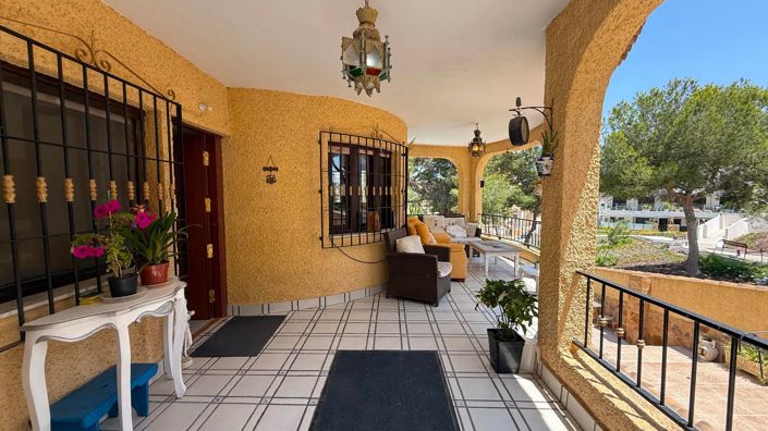 Image No.8-Villa de 6 chambres à vendre à Orihuela Costa