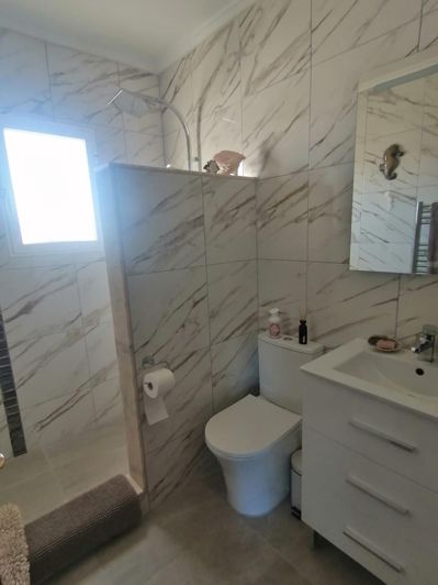 Image No.30-3 Bed Villa for sale