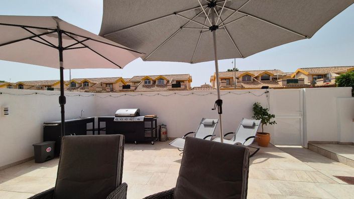 Image No.2-Villa de 3 chambres à vendre à Orihuela Costa