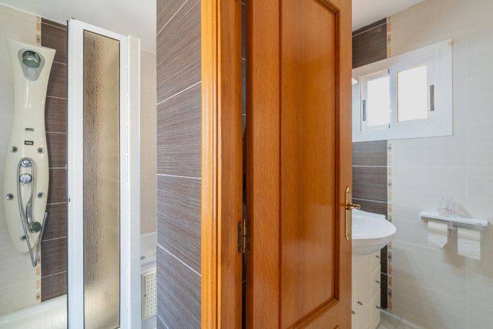 Image No.30-Villa de 4 chambres à vendre à Torrevieja