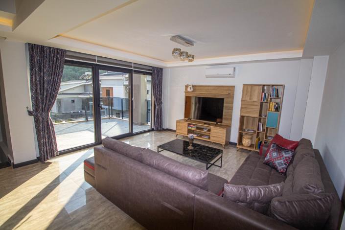 Image No.12-4 Bed Villa / Detached for sale