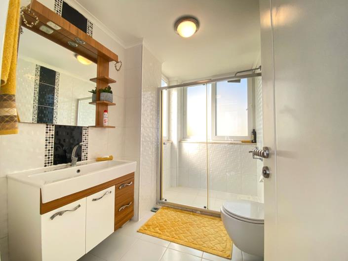 Image No.20-4 Bed Villa / Detached for sale