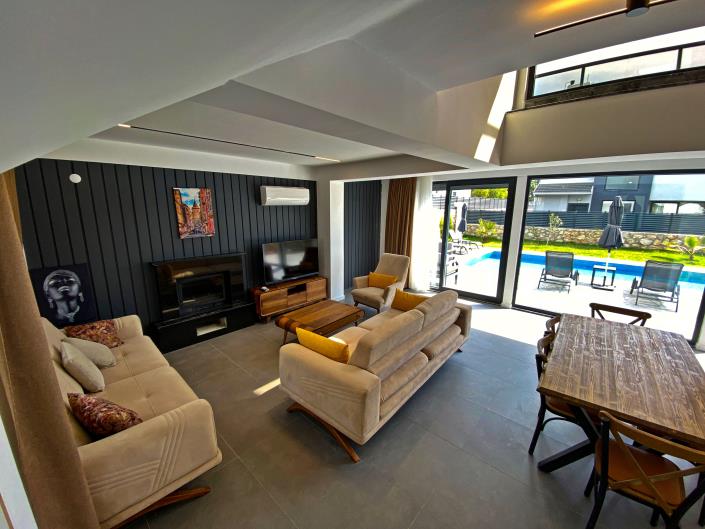 Image No.8-4 Bed Villa / Detached for sale