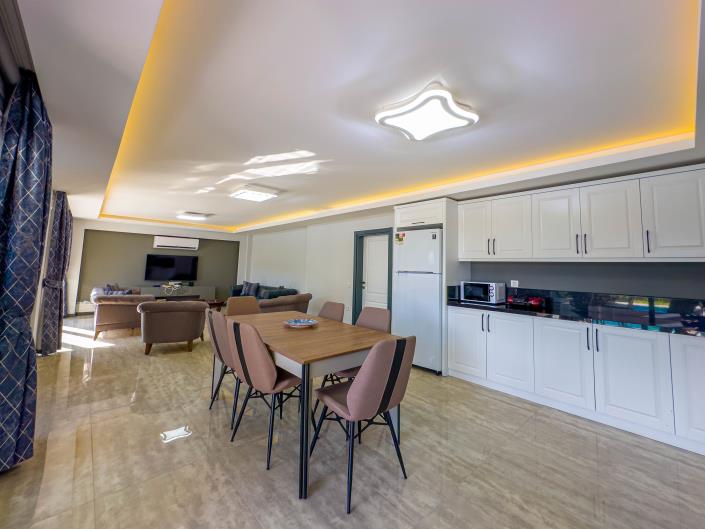 Image No.8-Villa de 4 chambres à vendre à Hisaronu