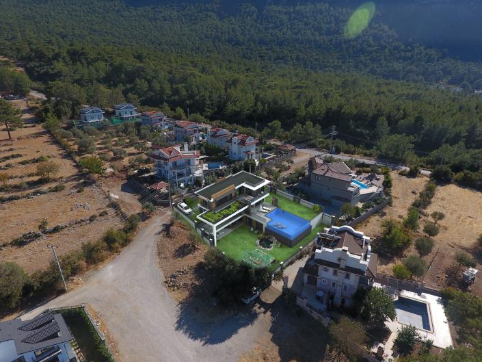 Image No.11-4 Bed Villa / Detached for sale