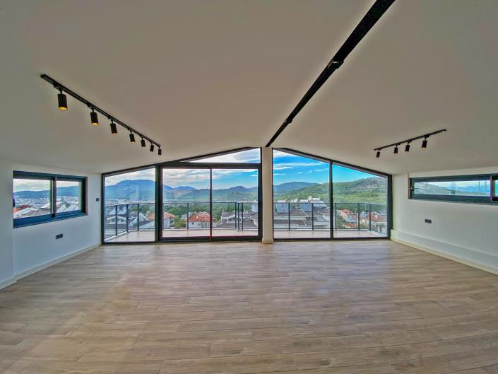 Image No.7-5 Bed Villa for sale