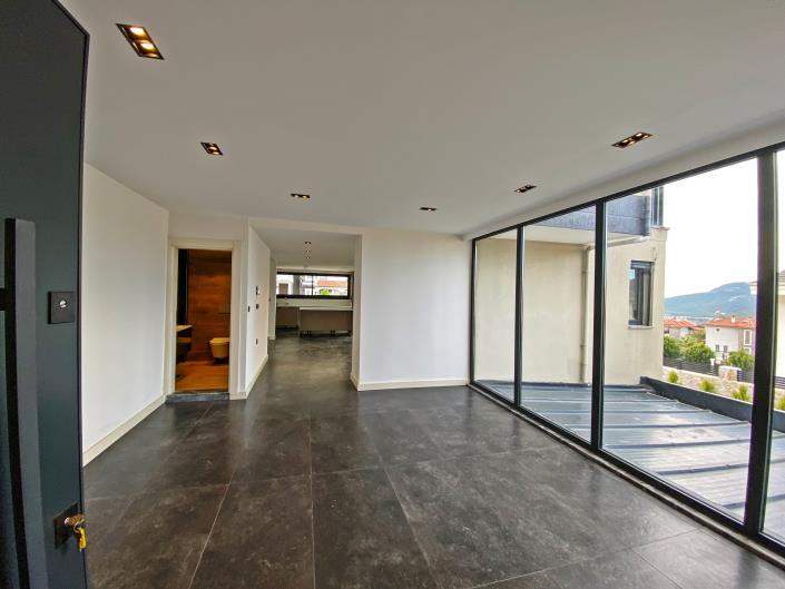 Image No.15-5 Bed Villa for sale