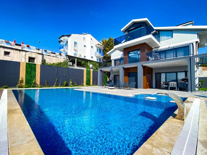 Image No.3-4 Bed Villa for sale