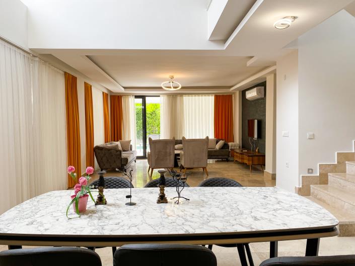 Image No.11-4 Bed Villa for sale