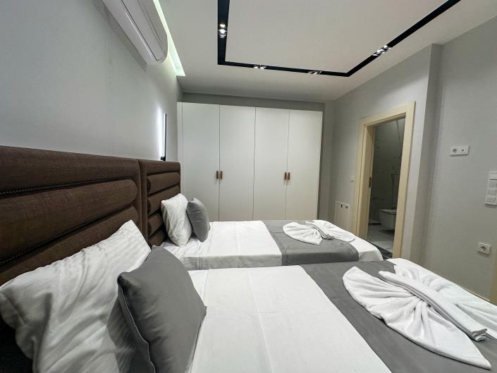 Image No.18-4 Bed Villa for sale