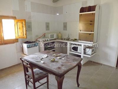 Image No.4-2 Bed Property for sale