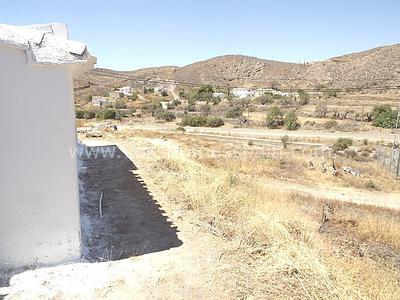 Image No.11-4 Bed Property for sale