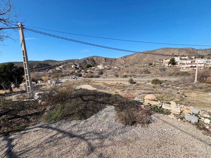 Image No.3-4 Bed Property for sale