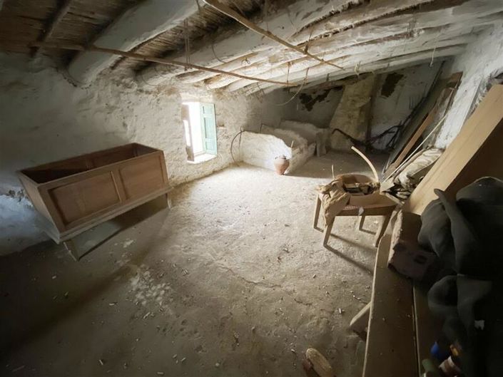 Image No.11-3 Bed Property for sale