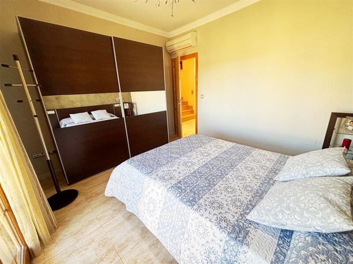 Image No.29-7 Bed Villa for sale