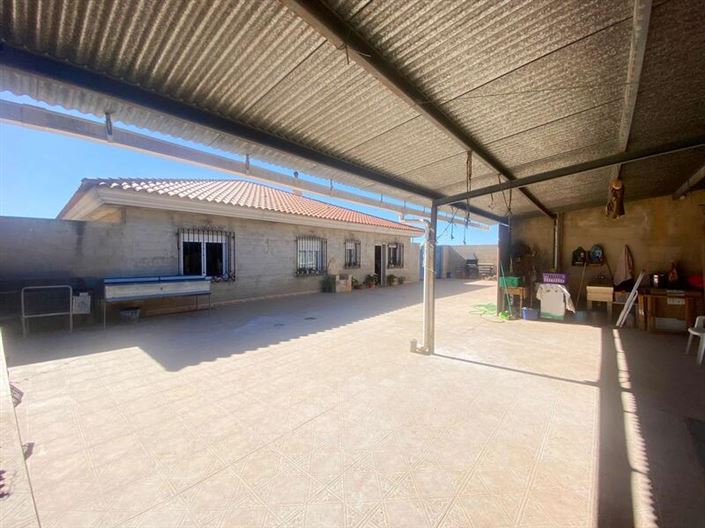 Image No.15-4 Bed Villa for sale