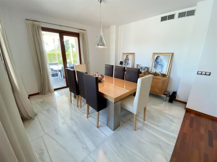 Image No.10-Villa de 5 chambres à vendre à Huercal-Overa