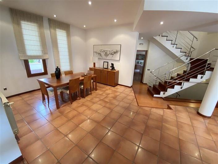 Image No.2-Villa de 4 chambres à vendre à Huercal-Overa