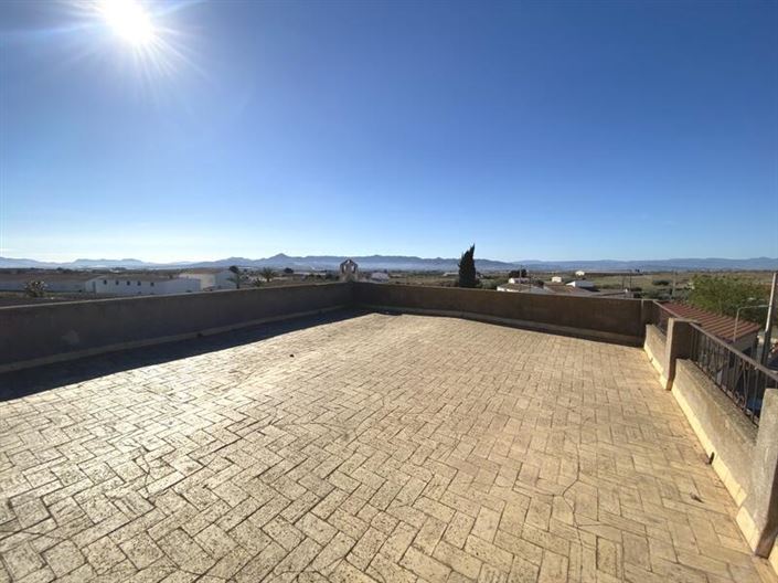 Image No.24-5 Bed Property for sale