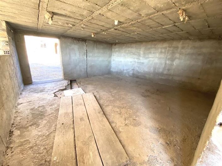 Image No.33-5 Bed Property for sale